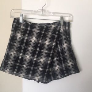 Optical illusion school girl skirt/shorts